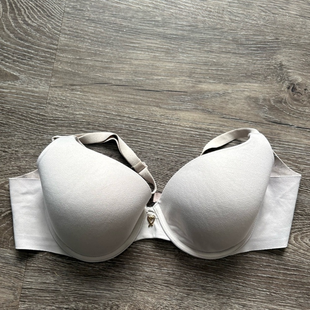 Victorias Secret lined semi demi bra 34D